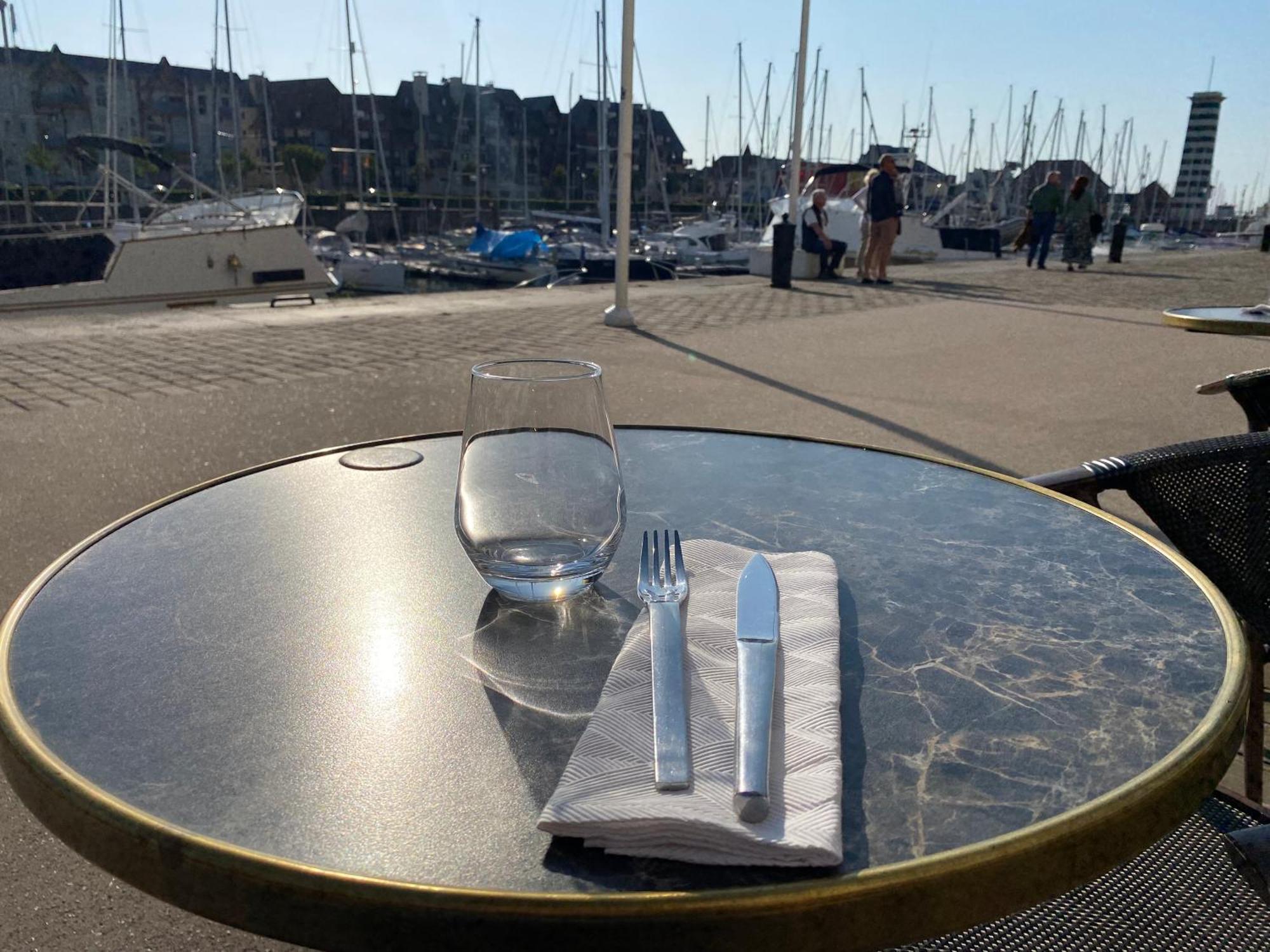 Cote Plage - Magnifique Appartement De Charme A Trouville Sur Mer - Linge - Lit Fait - Parking - Wifi - Classe Par L'Office Du Tourisme Экстерьер фото