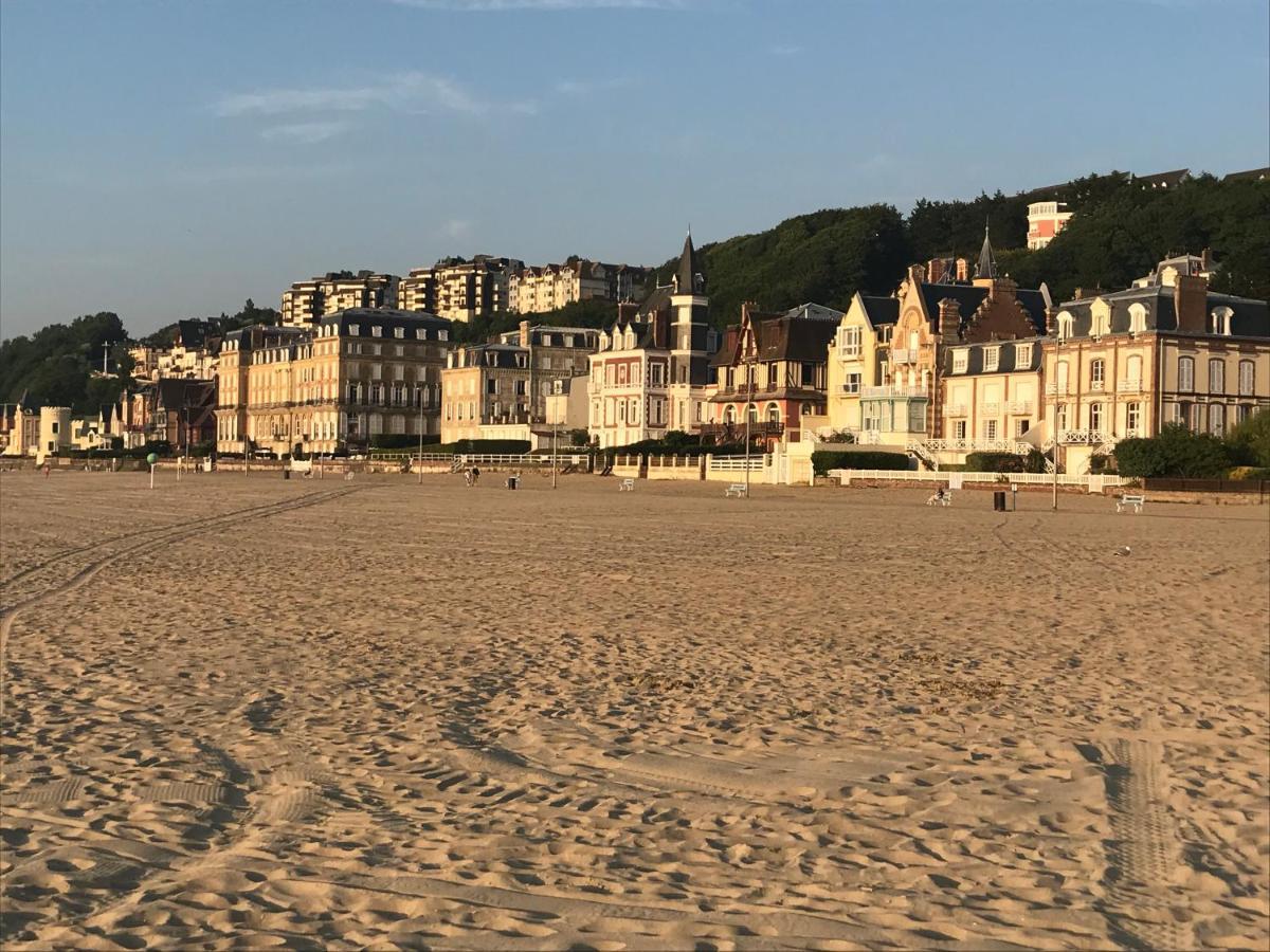 Cote Plage - Magnifique Appartement De Charme A Trouville Sur Mer - Linge - Lit Fait - Parking - Wifi - Classe Par L'Office Du Tourisme Экстерьер фото